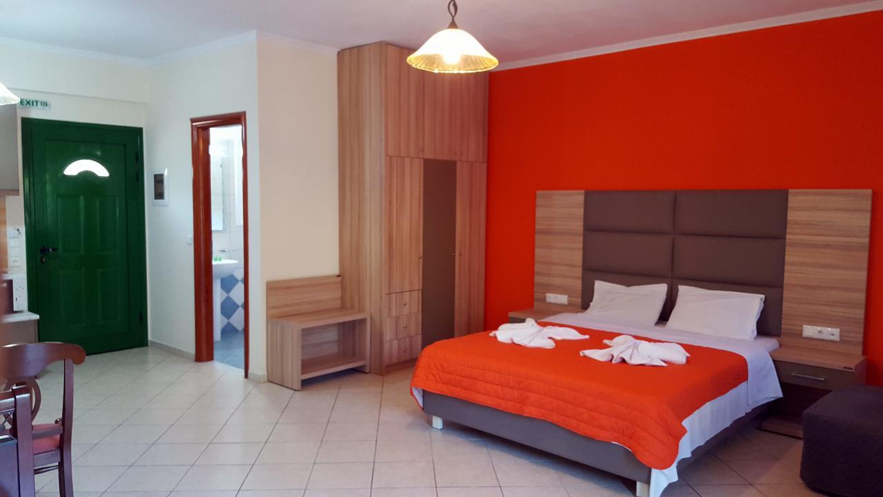 Aparthotel Oasis Exclusive Parga Camera foto