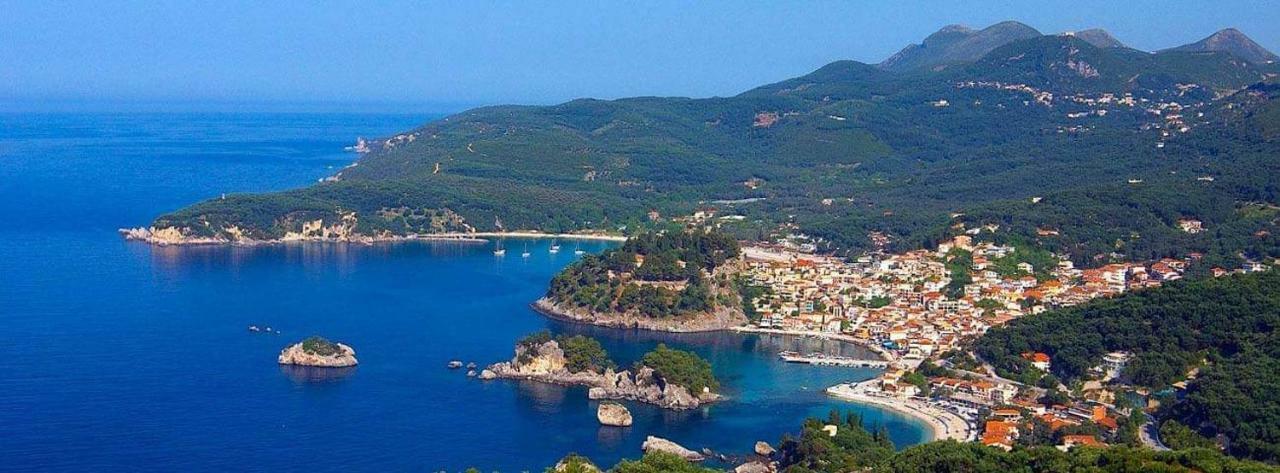 Aparthotel Oasis Exclusive Parga Esterno foto